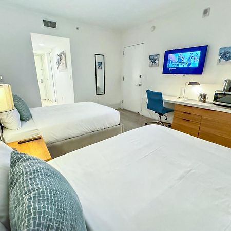 Mvr Apartments At Beachwalk Resort Hallandale Beach Kültér fotó