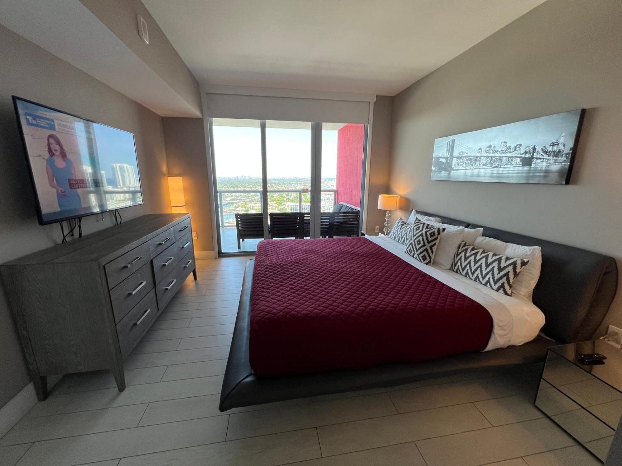 Mvr Apartments At Beachwalk Resort Hallandale Beach Kültér fotó