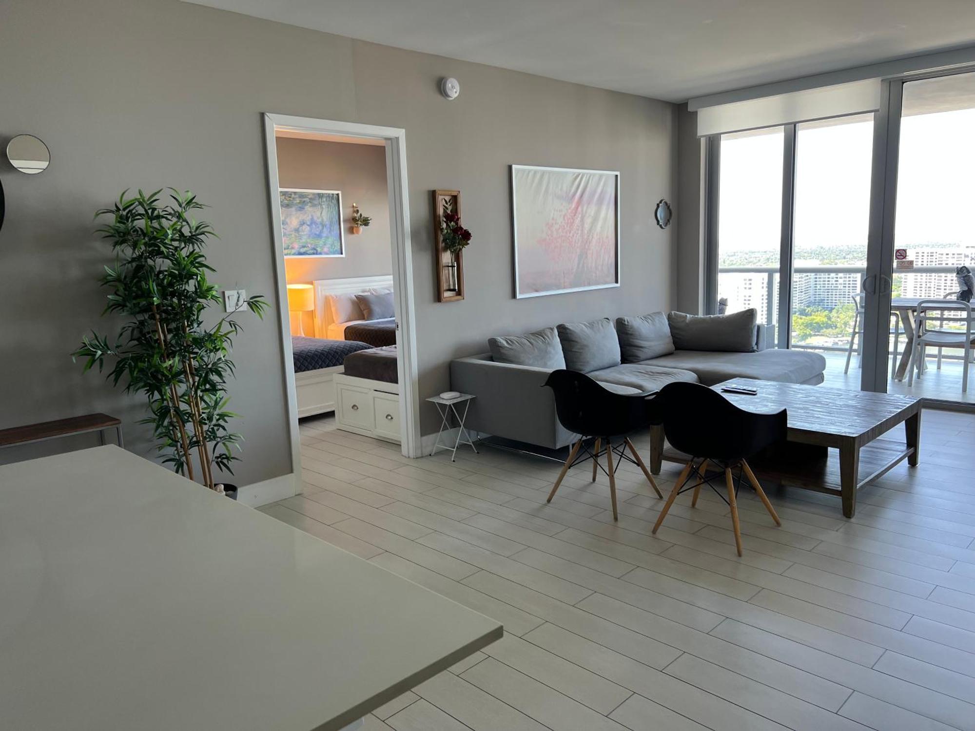 Mvr Apartments At Beachwalk Resort Hallandale Beach Kültér fotó
