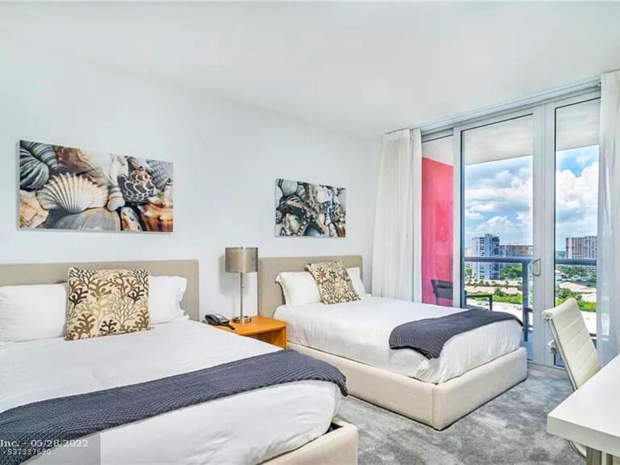 Mvr Apartments At Beachwalk Resort Hallandale Beach Kültér fotó